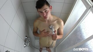 Roger Cossey - Day 1 - Shower