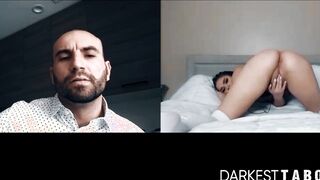 Pretty babe Athena Faris solo beaver plays for stepfather