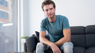 A Virtual Girl's Still A Girl, Y'Know - Kenzo Alvarez, Benjamin Blue