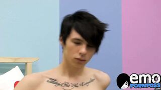 Dylan Scouville wanks his hard cock & blows a sexy load