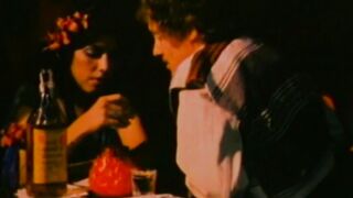 Retro all natural babe has passionate sex with her lover