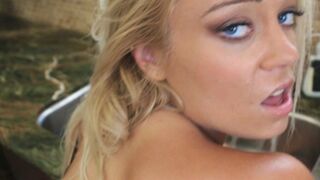 Step Sibling Ike Cant Resist Wanting to Fuck Curvaceous Stepsister