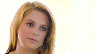 Sophie Sends Booty Rubbing video to Professor! - AssFucked