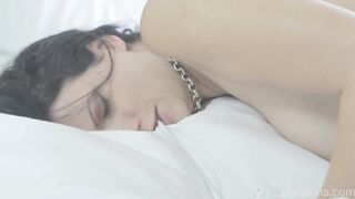 Diana is horny in the morning for a hard dick