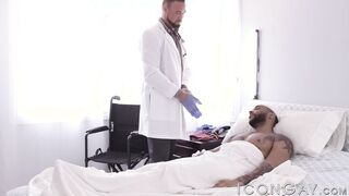 Black stud Jaxx Maxim pounds his doc Michael Roman