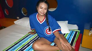 Big booty amateur Thai MILF happy end massage sex for her customer