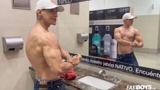 Satisfying sexy hunk boy Jhon Bianco shows off muscles