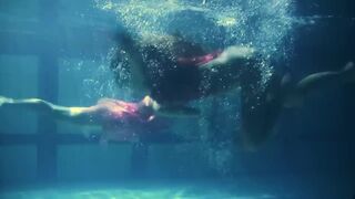 Lesbos & solo girls make out underwater