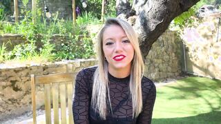 Ashley, the babe from Cassis, sucks like a boss!