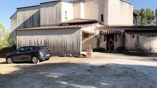 Sally, 35, manager of an equestrian center in Montauban!