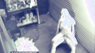 Secret garage bitch gets screwed