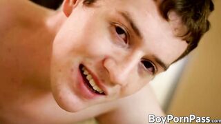 Hungry vampire hunting for a twinks fresh shaft shaft