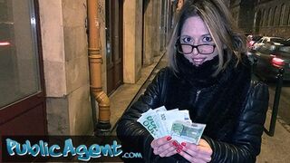 Glasses-wearing French Babe Screwed in Public