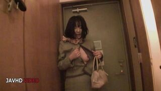 Passionate Kiyoe Majima Vibrates Bushy Muff