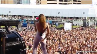 Tove Lo shows off her great tits to the crowd