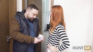 HUNT4K. Belle With Red Hair Ravaged By Stranger In Toilet In Front Of Boyfriend